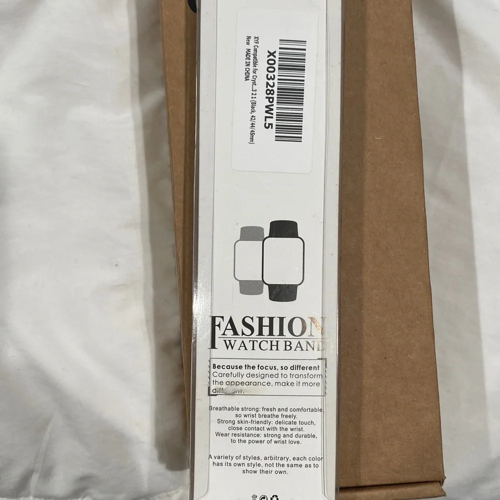 Silver Smartwatch Case with Adjustable Strap